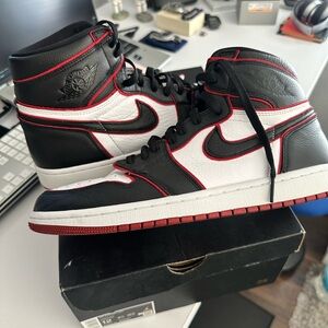 Jordan Retro 1 bloodline limited edition size 12